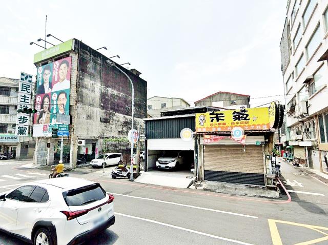台南新營透天法拍-2