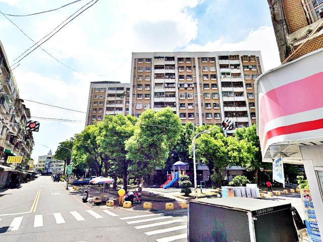 台南東區大樓法拍-4