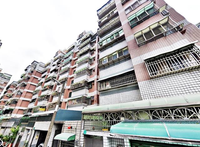 台南法拍華廈-4