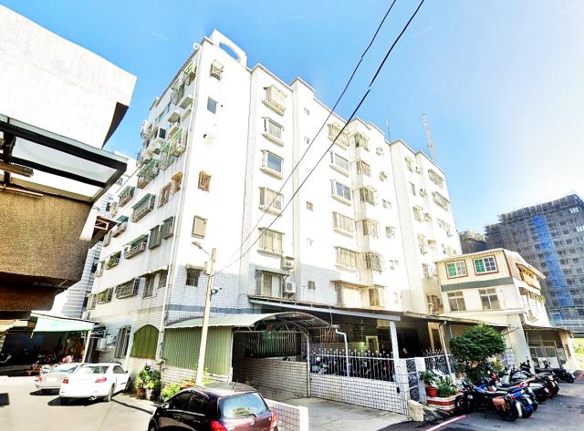 台南東區法拍華廈-1