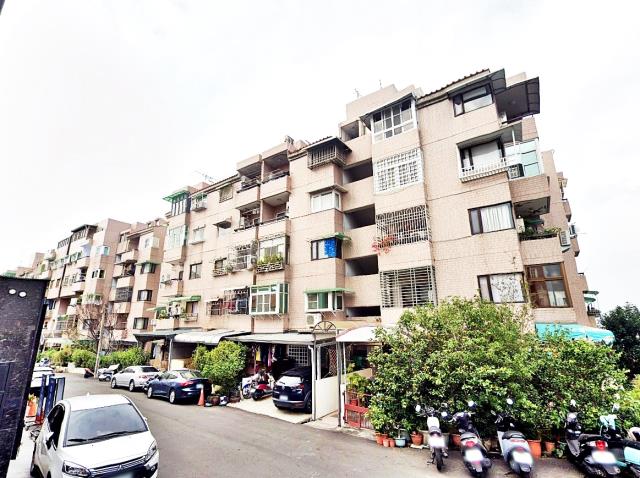 嘉義東區拍賣公寓-1