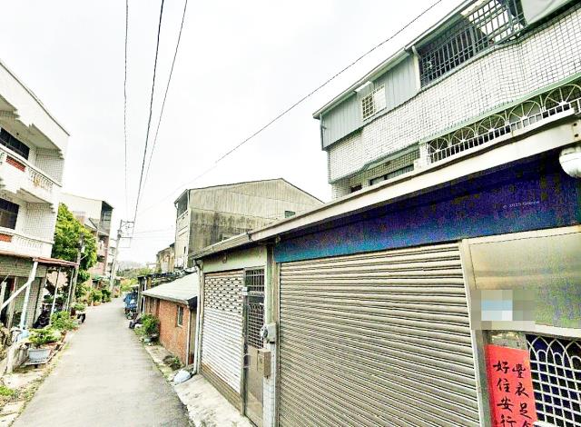 東區拍賣透天-2