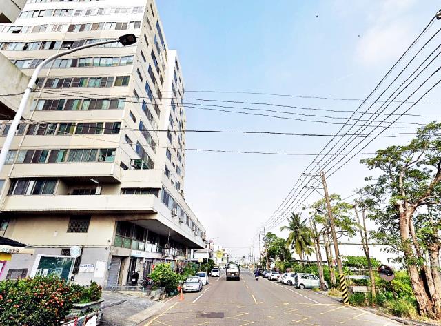 歸仁大樓法拍-1