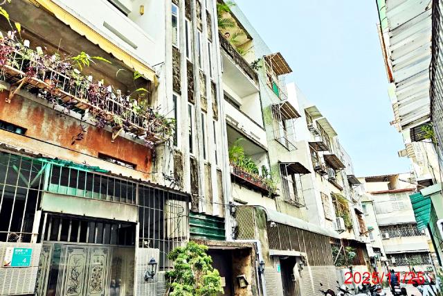 南區法拍公寓-1