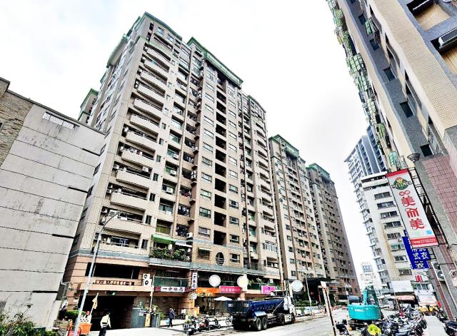 北區拍賣大樓-2