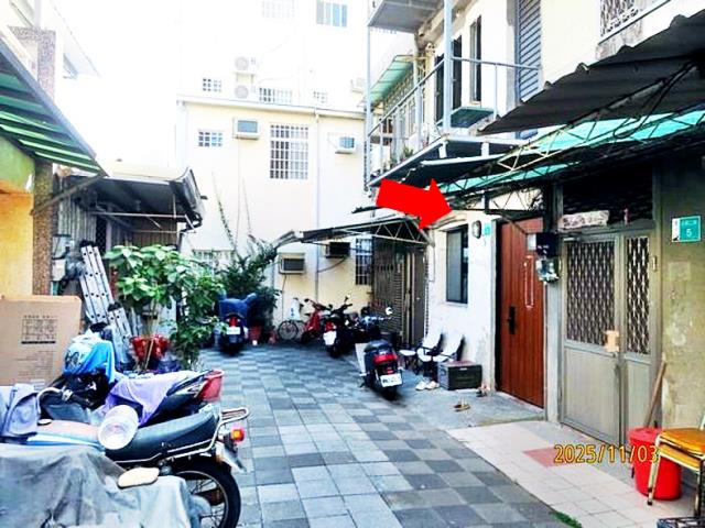 台南南區拍賣透天-2