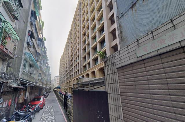 三重法拍大樓-2