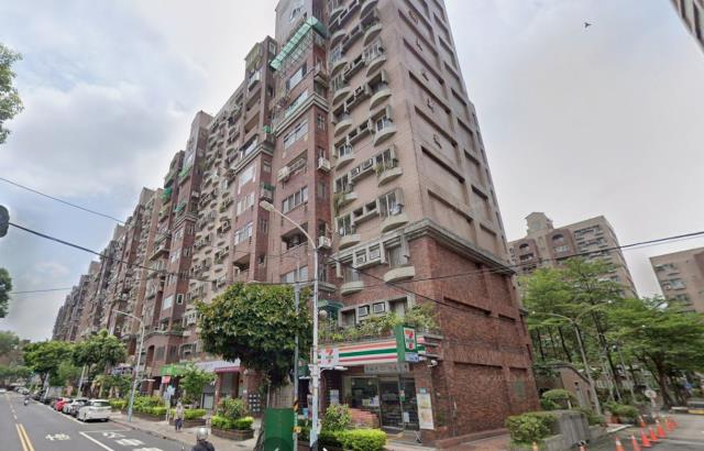 新北板橋大樓拍賣-1