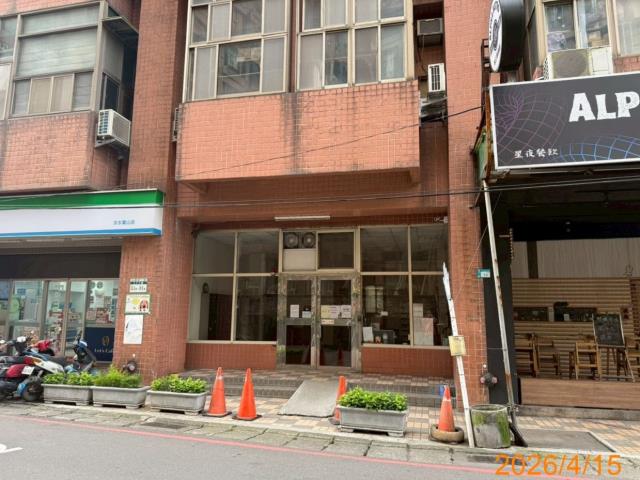 新北淡水法拍大樓-3