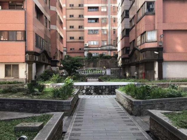 桃園楊梅大樓法拍-2