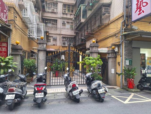 新莊法拍華廈-3