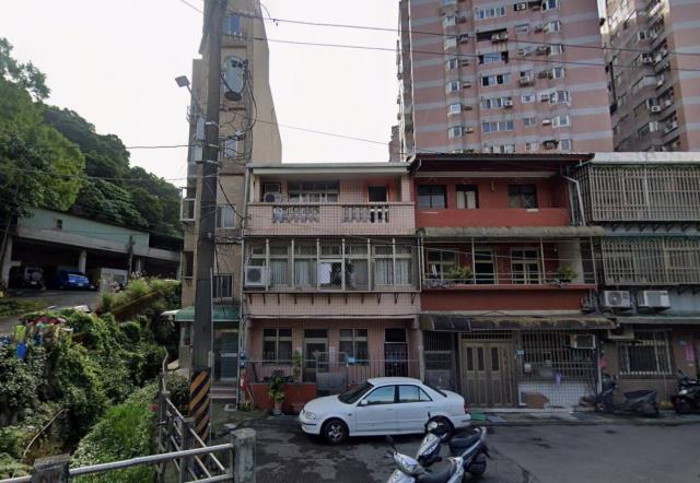 新北淡水透天法拍-1